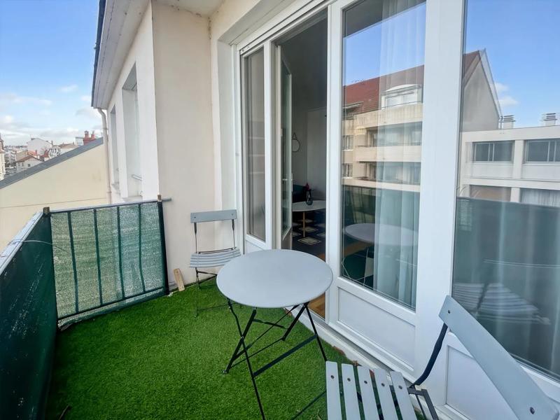 Appartement - 85 m² - 4 pièces