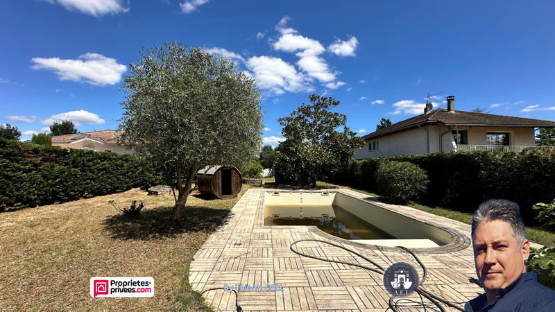 Maison - 215 m² - 7 pièces