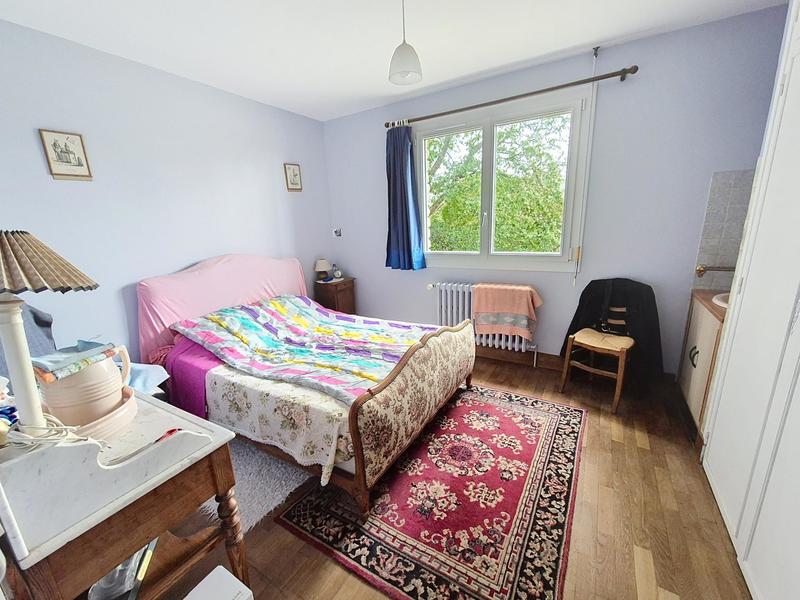 Maison - 94 m² - 6 pièces