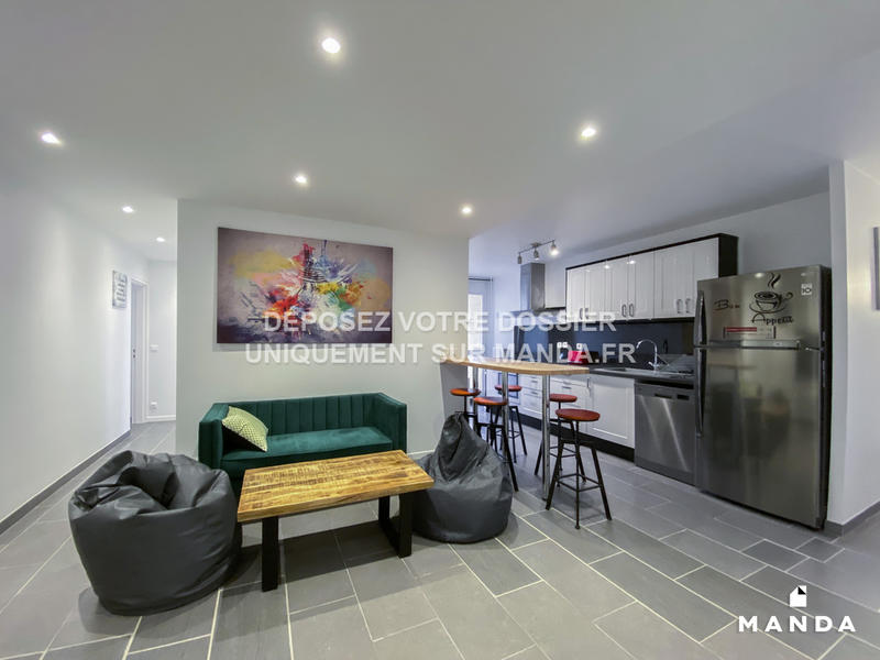 Chambre - 14 m² - 6 pièces