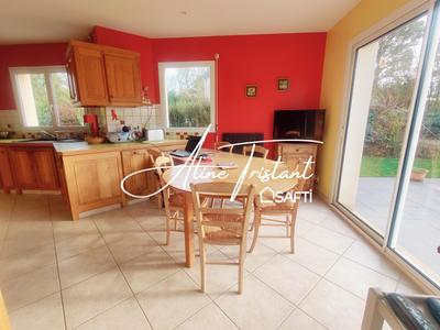 Maison - 158 m² - 7 pièces