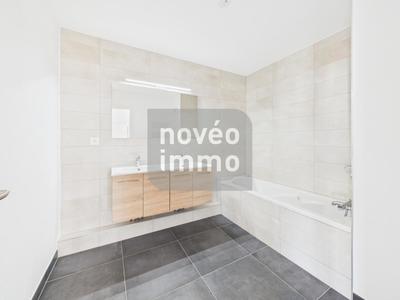 Appartement - 80 m² - 3 pièces