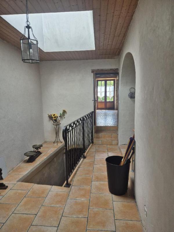 Maison - 215 m² - 7 pièces