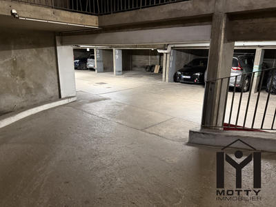 Parking / Garage - 5 m²