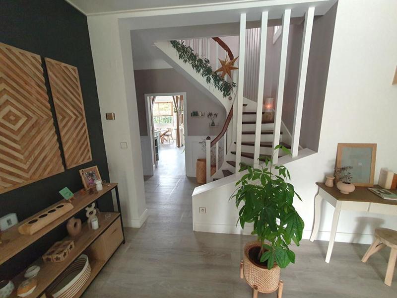 Maison - 265 m² - 8 pièces