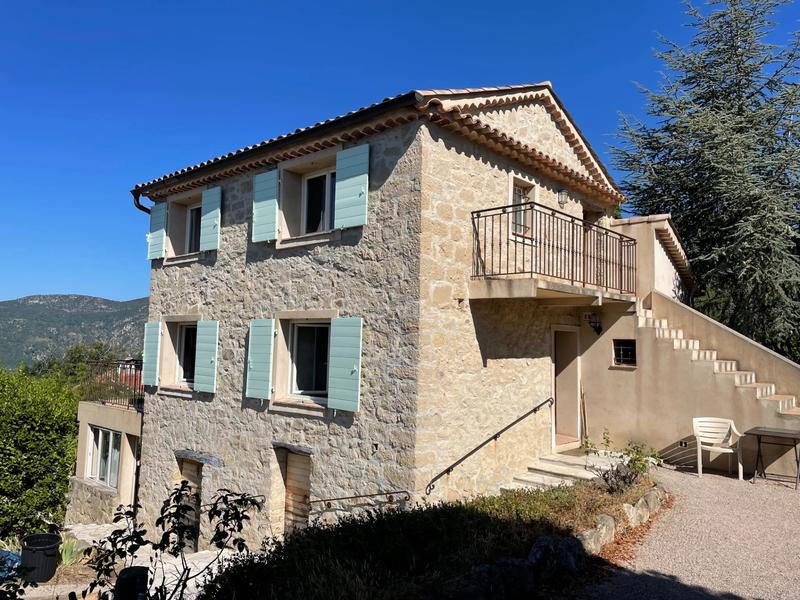 Villa - 100 m² - 4 pièces