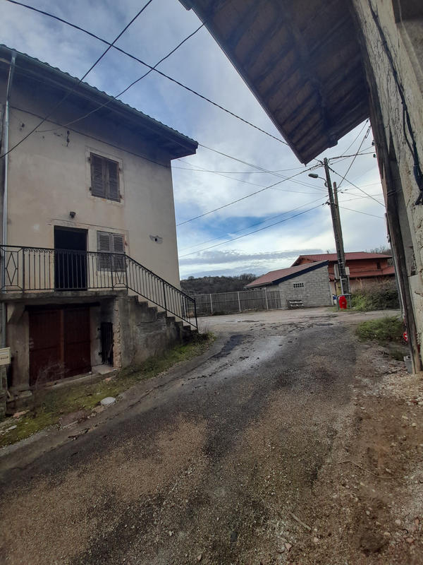 Maison de village - 90 m² - 4 pièces