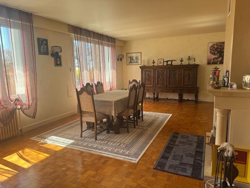 Maison - 190 m² - 7 pièces