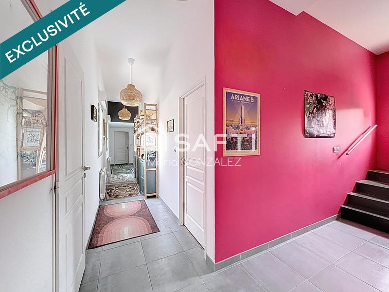 Maison - 217 m² - 8 pièces