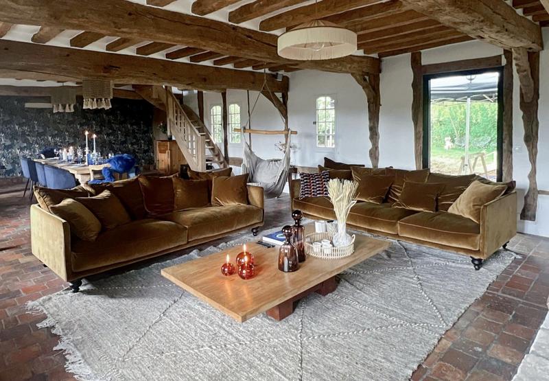 Maison - 220 m² - 8 pièces