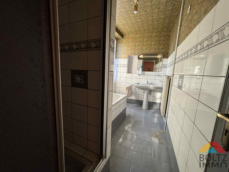 Immeuble - 191 m² - 8 pièces