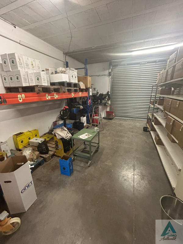 Local commercial - 84 m²