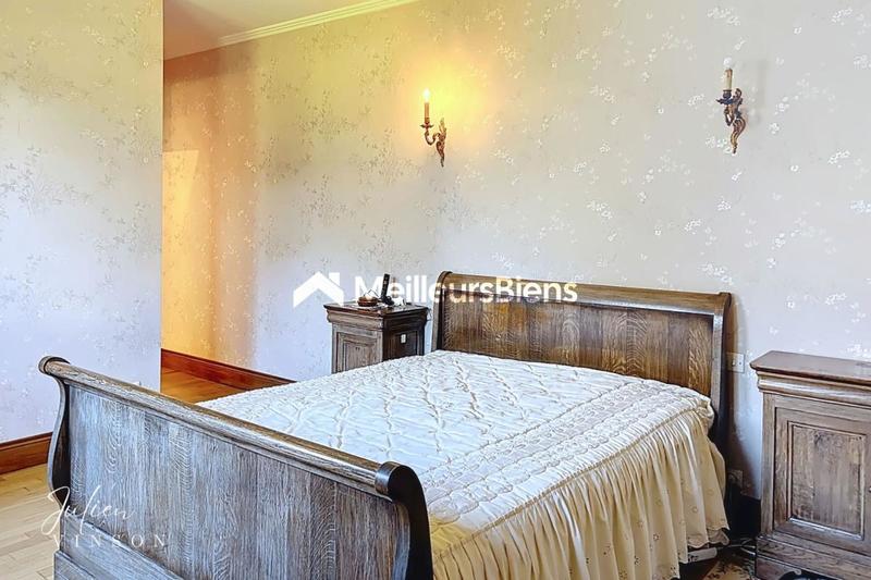 Maison - 146 m² - 6 pièces