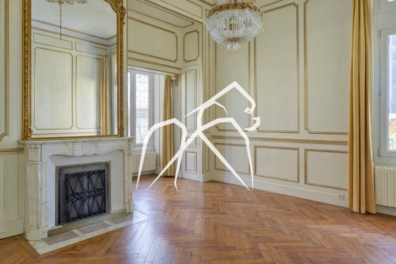 Appartement ancien - 100 m² - 4 pièces