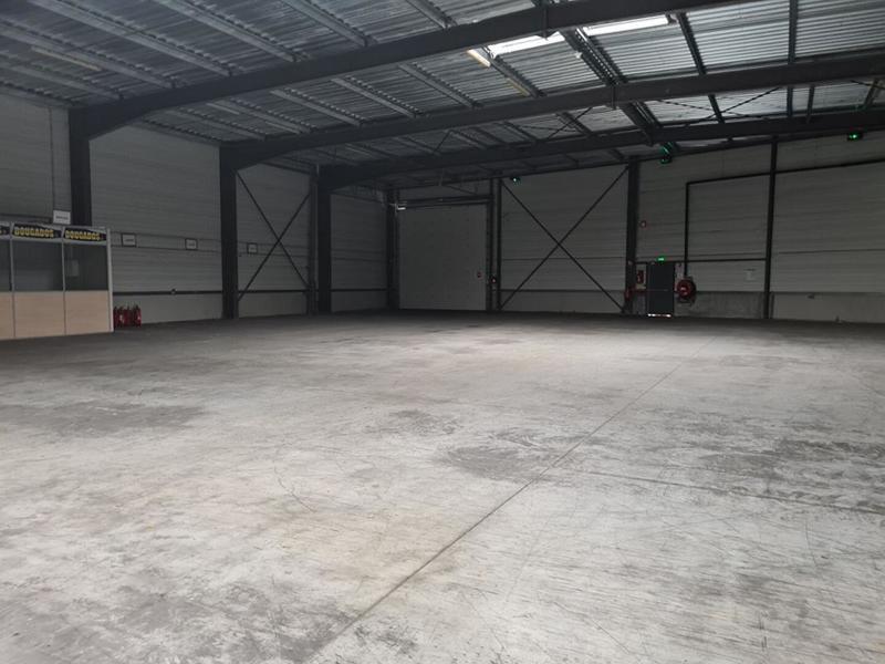 Entrepôt - 2 000 m²