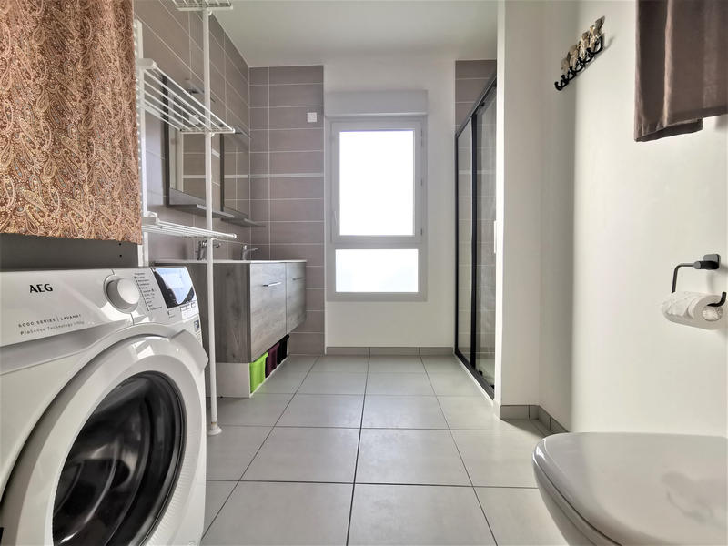 Appartement - 102 m² - 4 pièces