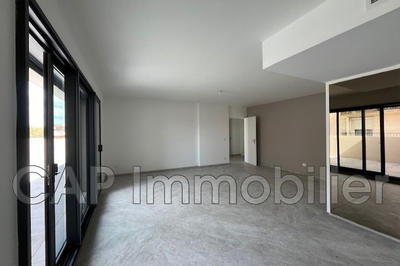 Appartement - 93 m² - 3 pièces