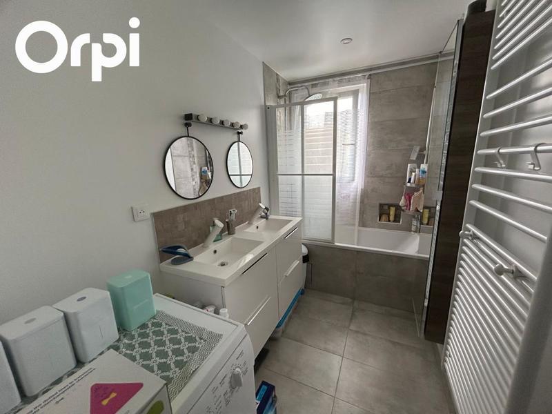 Appartement - 75 m² - 3 pièces