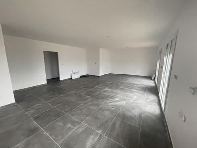 Maison - 192 m² - 8 pièces