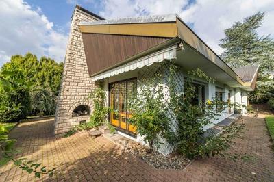 Villa - 197 m² - 8 pièces