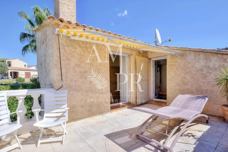 Villa - 232 m² - 7 pièces