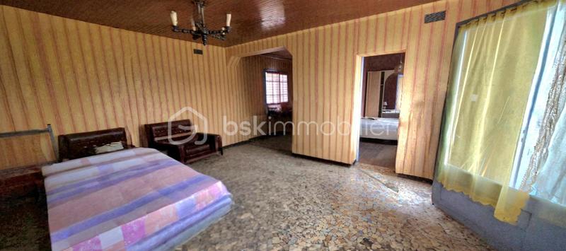 Maison - 210 m² - 4 pièces