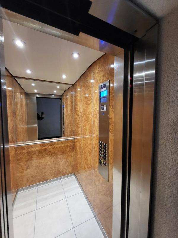 Appartement - 89 m² - 4 pièces