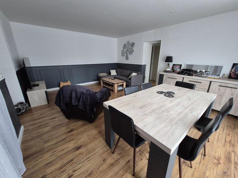 Maison - 122 m² - 3 pièces