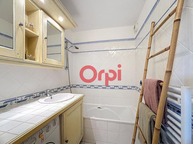 Appartement - 70 m² - 4 pièces