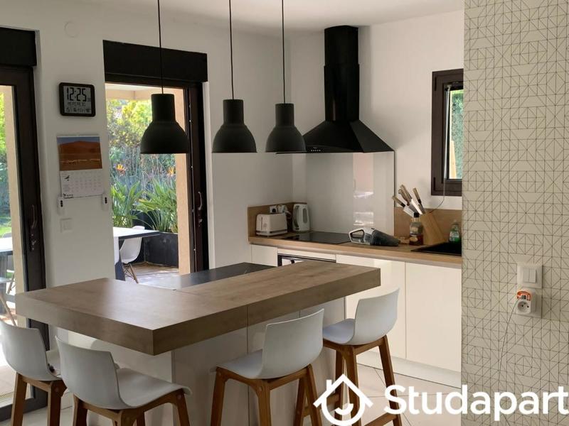 Appartement - 85 m² - 4 pièces