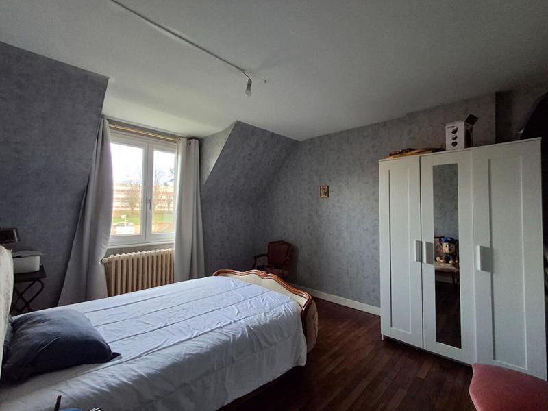 Maison - 148 m² - 7 pièces