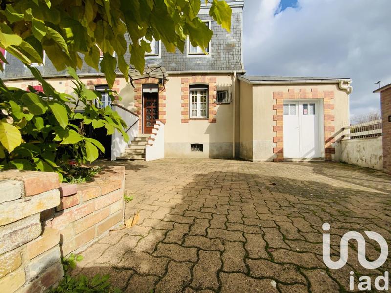 Maison - 102 m² - 5 pièces