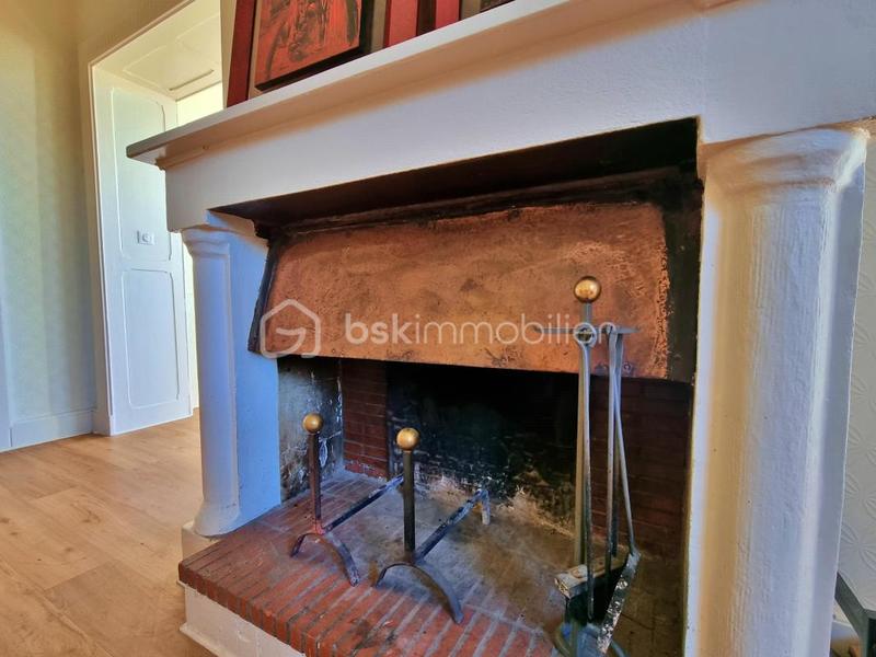 Demeure - 258 m² - 8 pièces