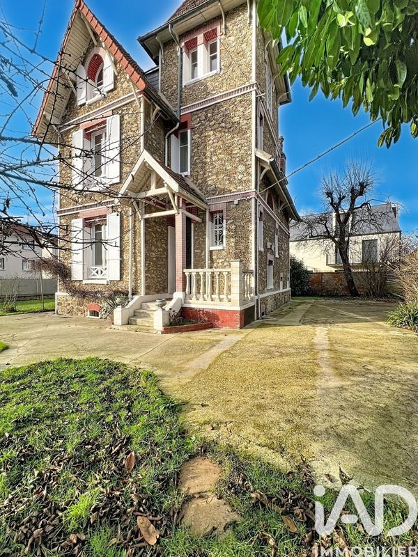 Maison - 110 m² - 6 pièces