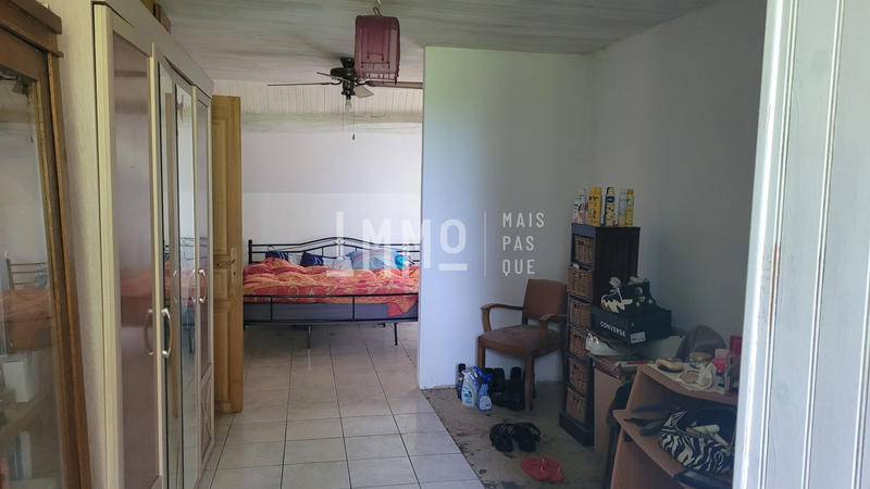 Maison - 230 m² - 6 pièces