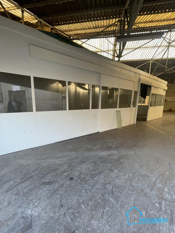 Immeuble - 1 400 m²