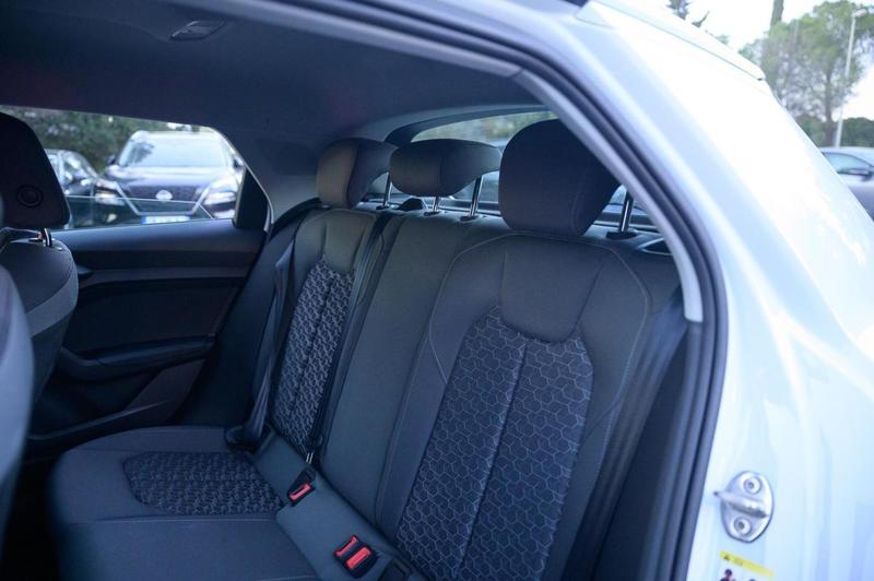 Audi A1 sportback 30 Tfsi 110 ch s tronic 7 Advanced 2