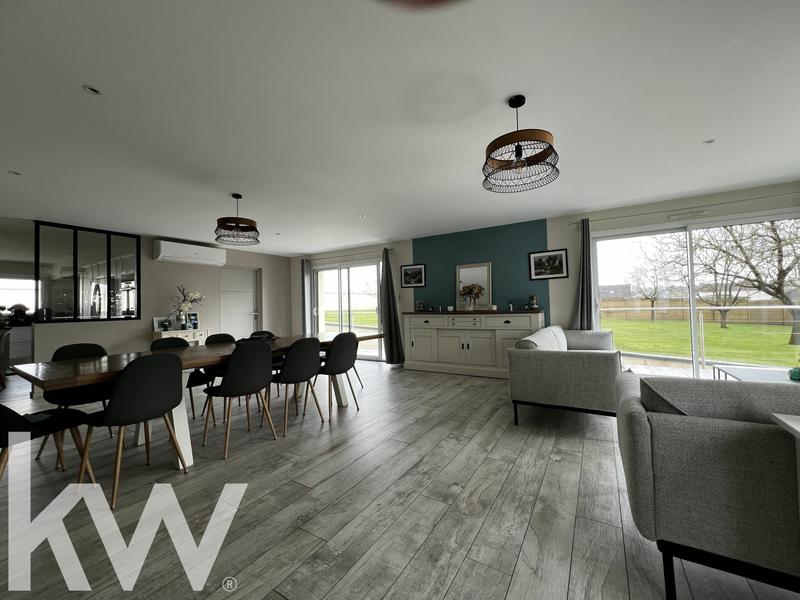 Demeure - 510 m² - 13 pièces