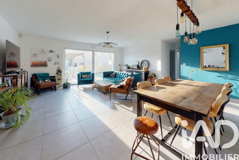 Maison - 125 m² - 5 pièces