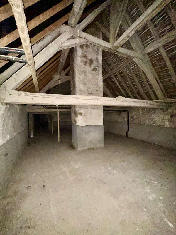 Maison - 200 m² - 8 pièces