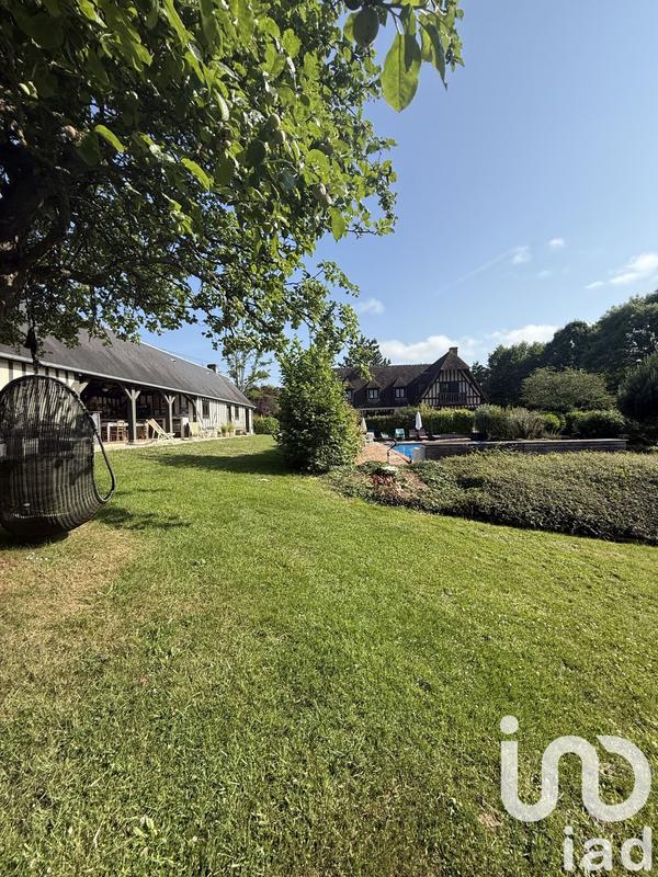 Maison - 300 m² - 13 pièces