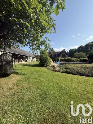 Maison - 300 m² - 13 pièces