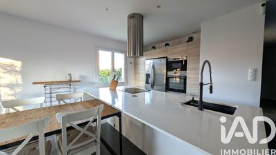 Maison - 83 m² - 4 pièces