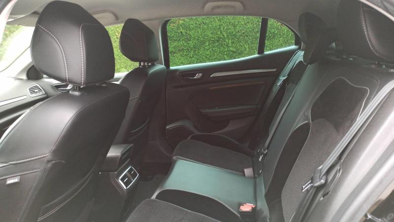 Renault Mégane IV 1.5 Blue dCi 115 Edc6 Rs Line