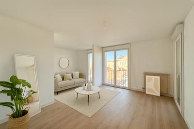 Appartement - 86 m² - 4 pièces