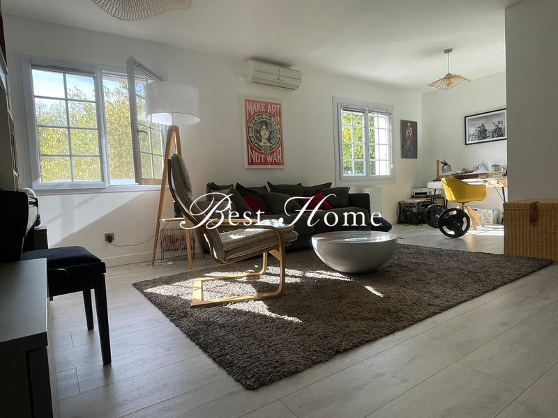 Maison - 170 m² - 6 pièces