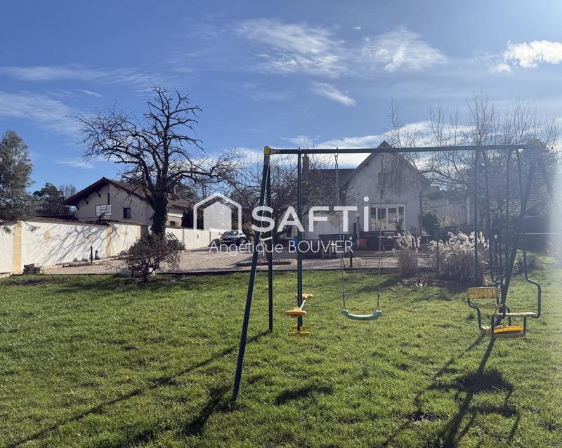 Maison - 132 m² - 7 pièces