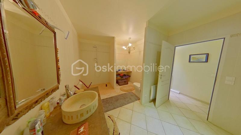 Corps de ferme - 179 m² - 5 pièces