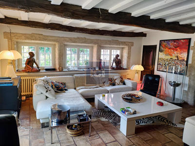 Villa - 560 m² - 15 pièces