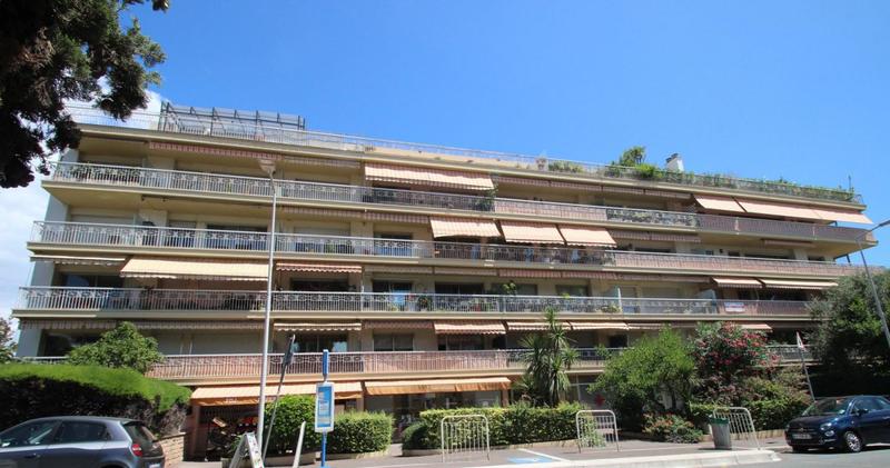 Appartement - 67 m² - 2 pièces